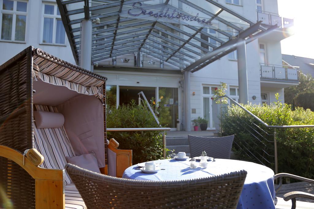 Aparthotel Seeschloesschen Зиновиц Екстериор снимка