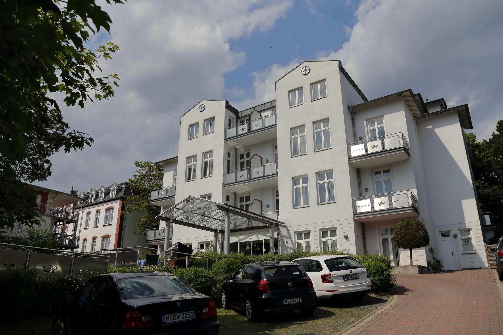 Aparthotel Seeschloesschen Зиновиц Екстериор снимка